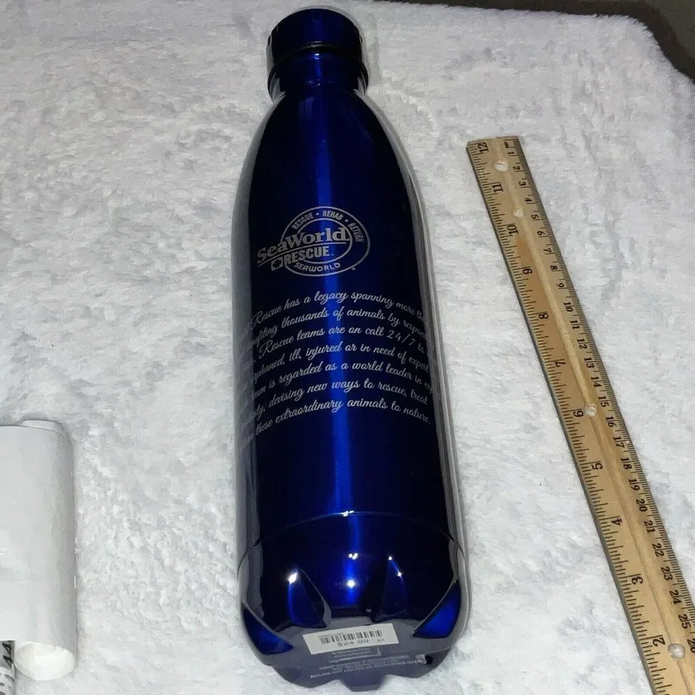 SeaWorld Parks Rescue Double Layered Steel Drink Bottle Holds About 62oz New